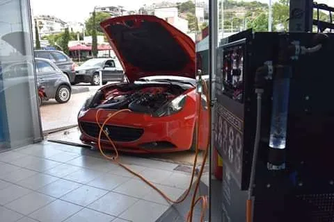 FERRARI<BR>CALIFORNIA