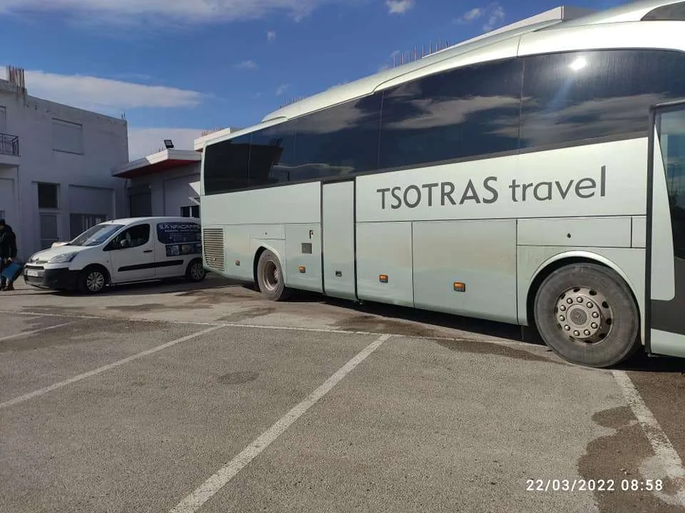 MERCEDES<BR>TRAVEGO