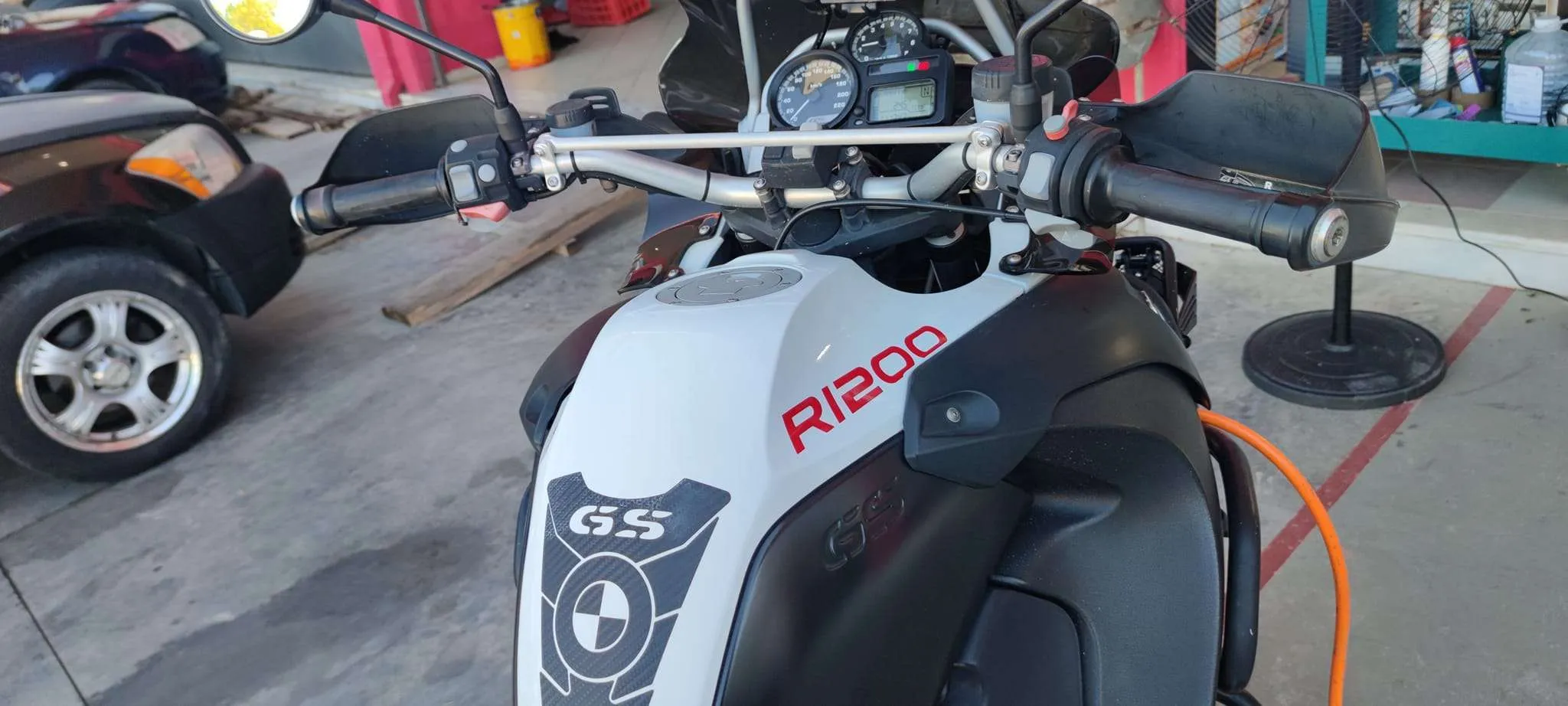 BMW GS<br>R1200