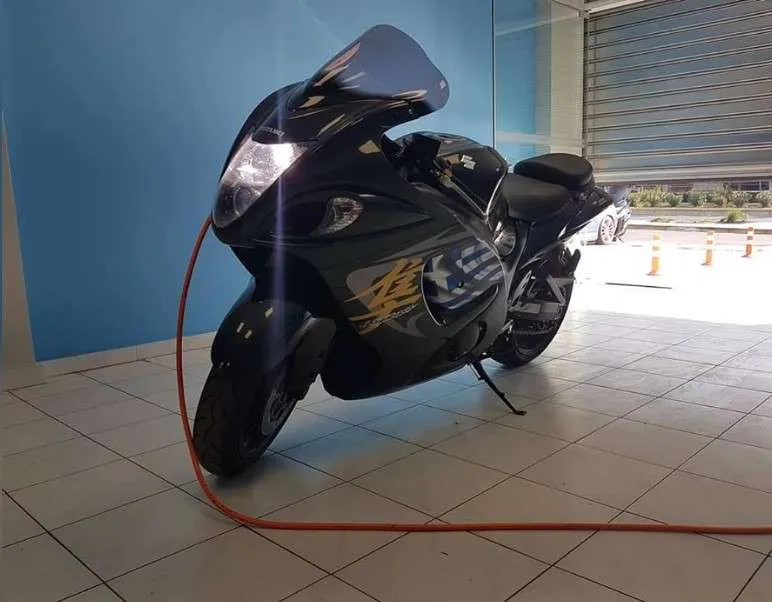 SUZUKI<br>HAYABUSA